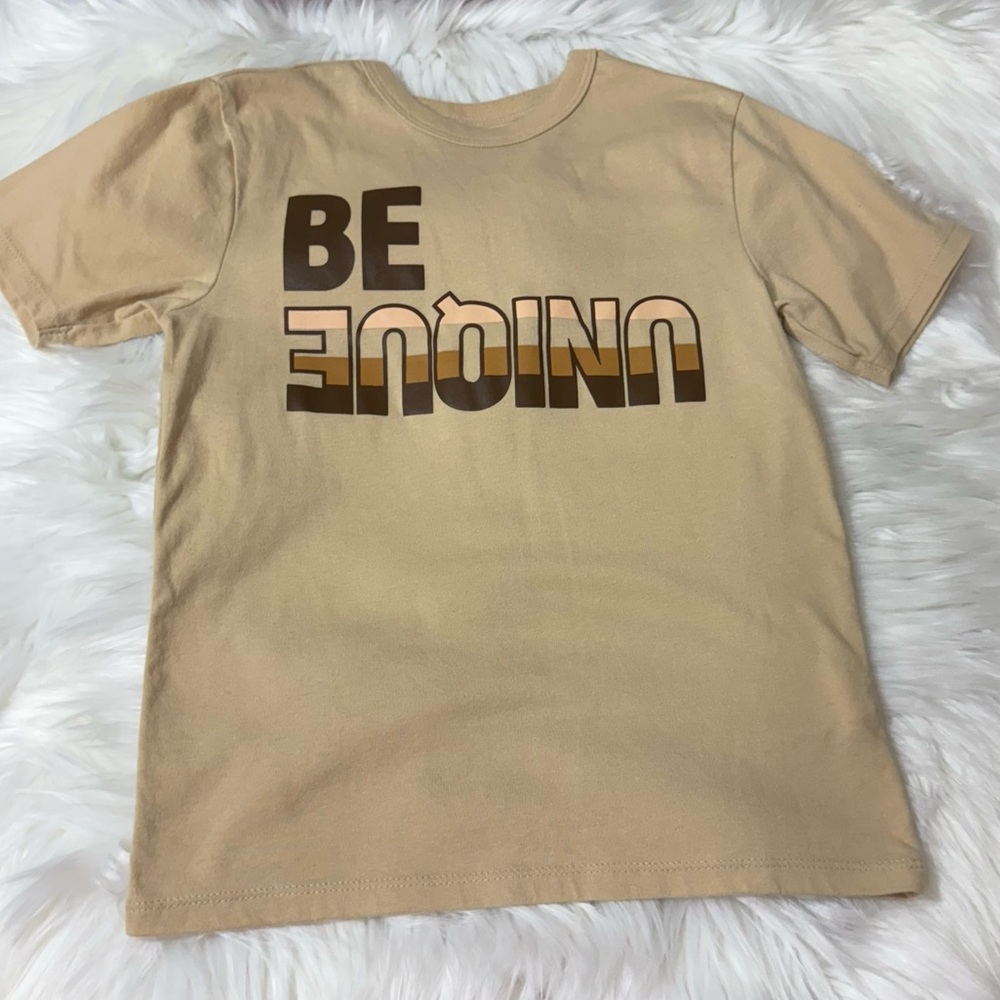 The Children’s Place Youth Boy Size Small Tan Short Sleeve Tee - Picture 2 of 11